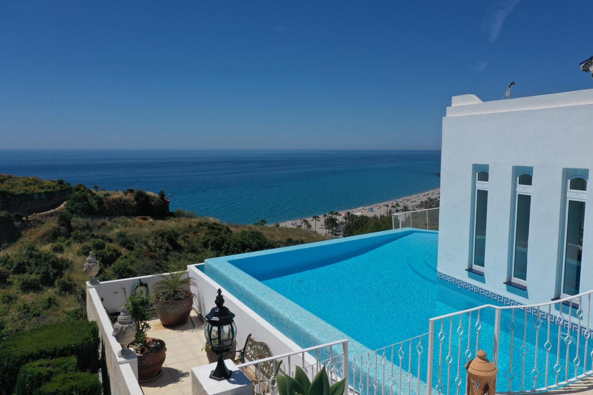 Chimenea 16 Villa *