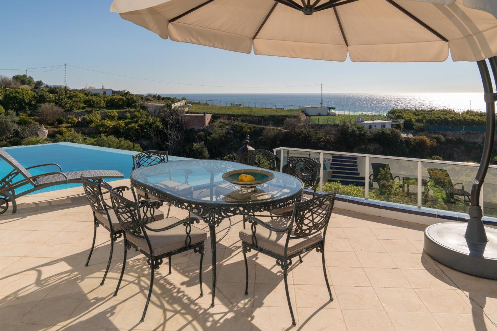 Chimenea 16 Villa Nerja