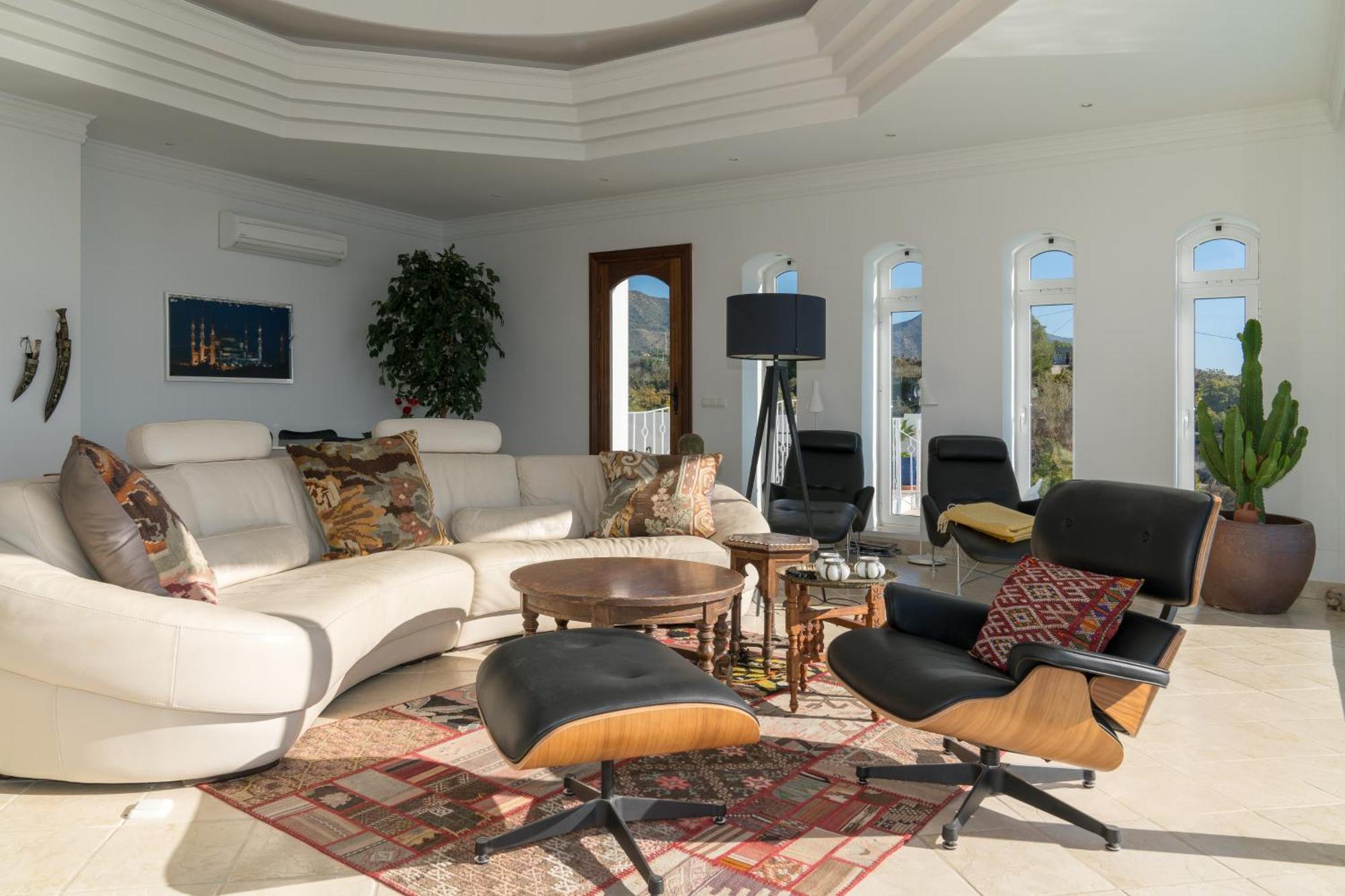 Chimenea 16 * Nerja