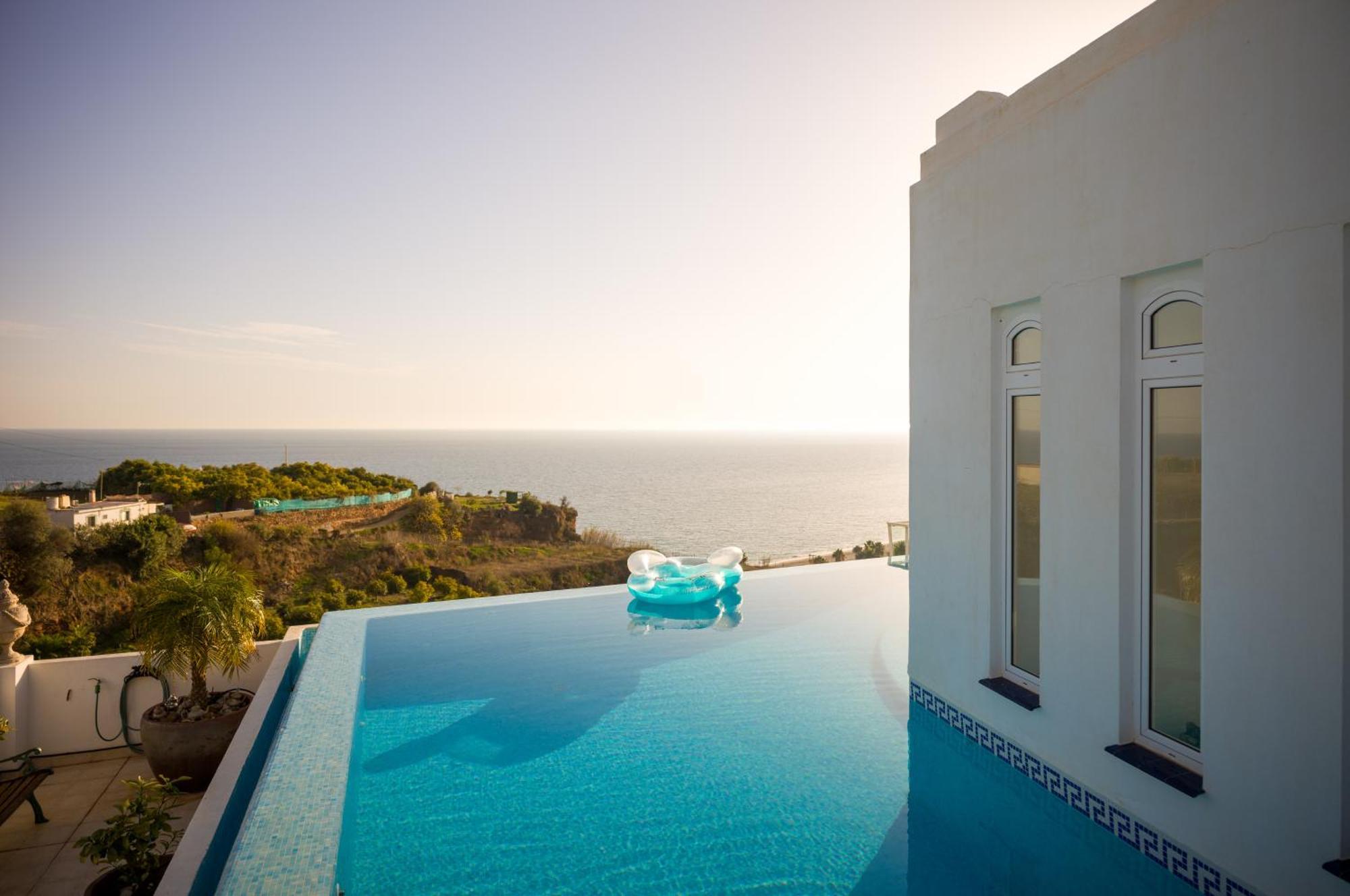Chimenea 16 Villa Nerja